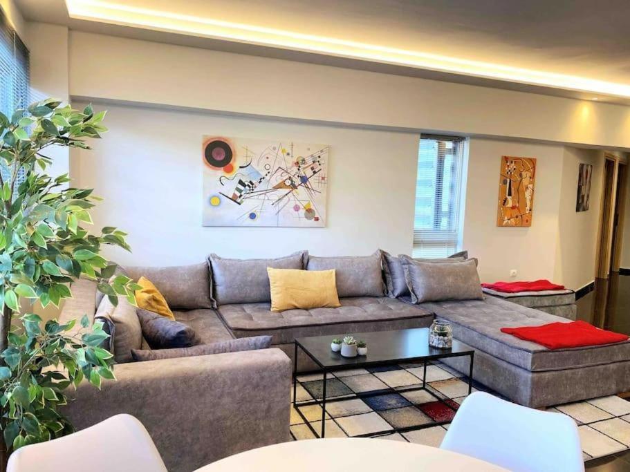 New Amazinglarge Luxury 4Br Suite/1Min Toacropolis アテネ エクステリア 写真