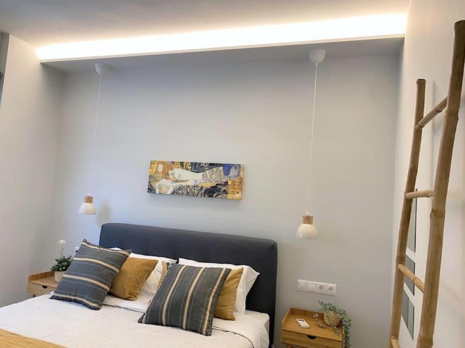 New Amazinglarge Luxury 4Br Suite/1Min Toacropolis アテネ エクステリア 写真