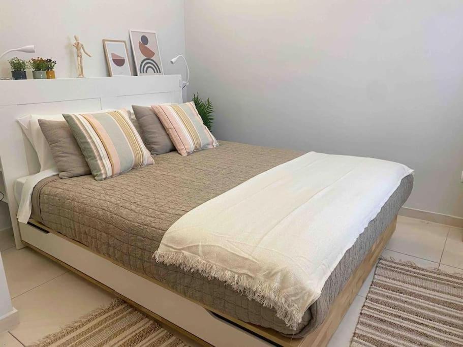 New Amazinglarge Luxury 4Br Suite/1Min Toacropolis アテネ エクステリア 写真