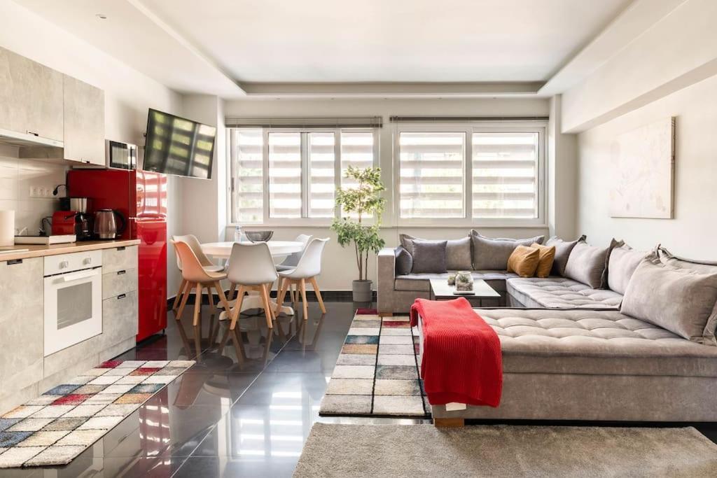 New Amazinglarge Luxury 4Br Suite/1Min Toacropolis アテネ エクステリア 写真
